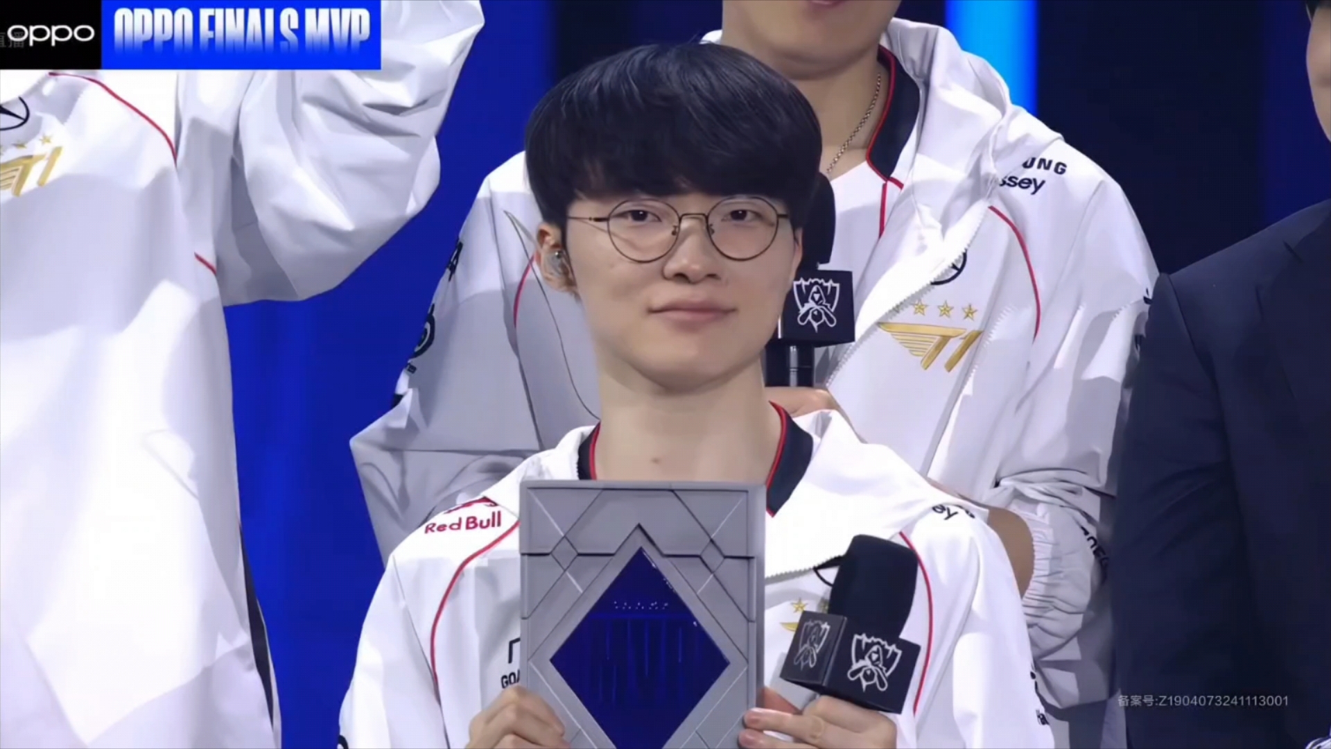 开云体育APP下载-EG翻盘IG，Gumayusi打出惊人五杀宿命之战小组赛，锁定晋级资格